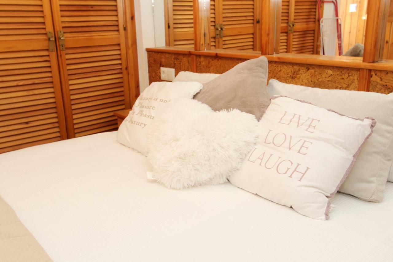 Viviendavelarde Apartment Malaga Ngoại thất bức ảnh